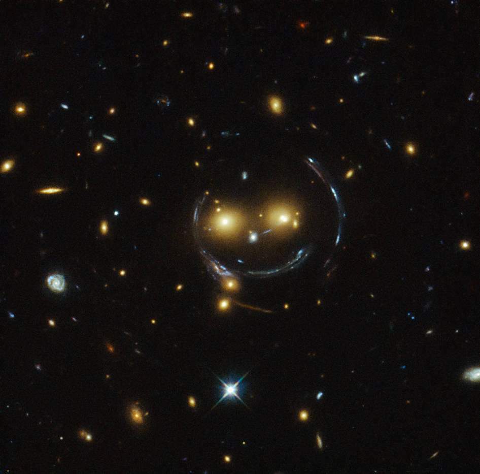 Hubble Sees A Smiling Lens